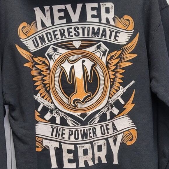 Never Underestimate The Power Of Terry Mens Small PolyCotton Long Sleeve Hoodie - Picture 2 of 5